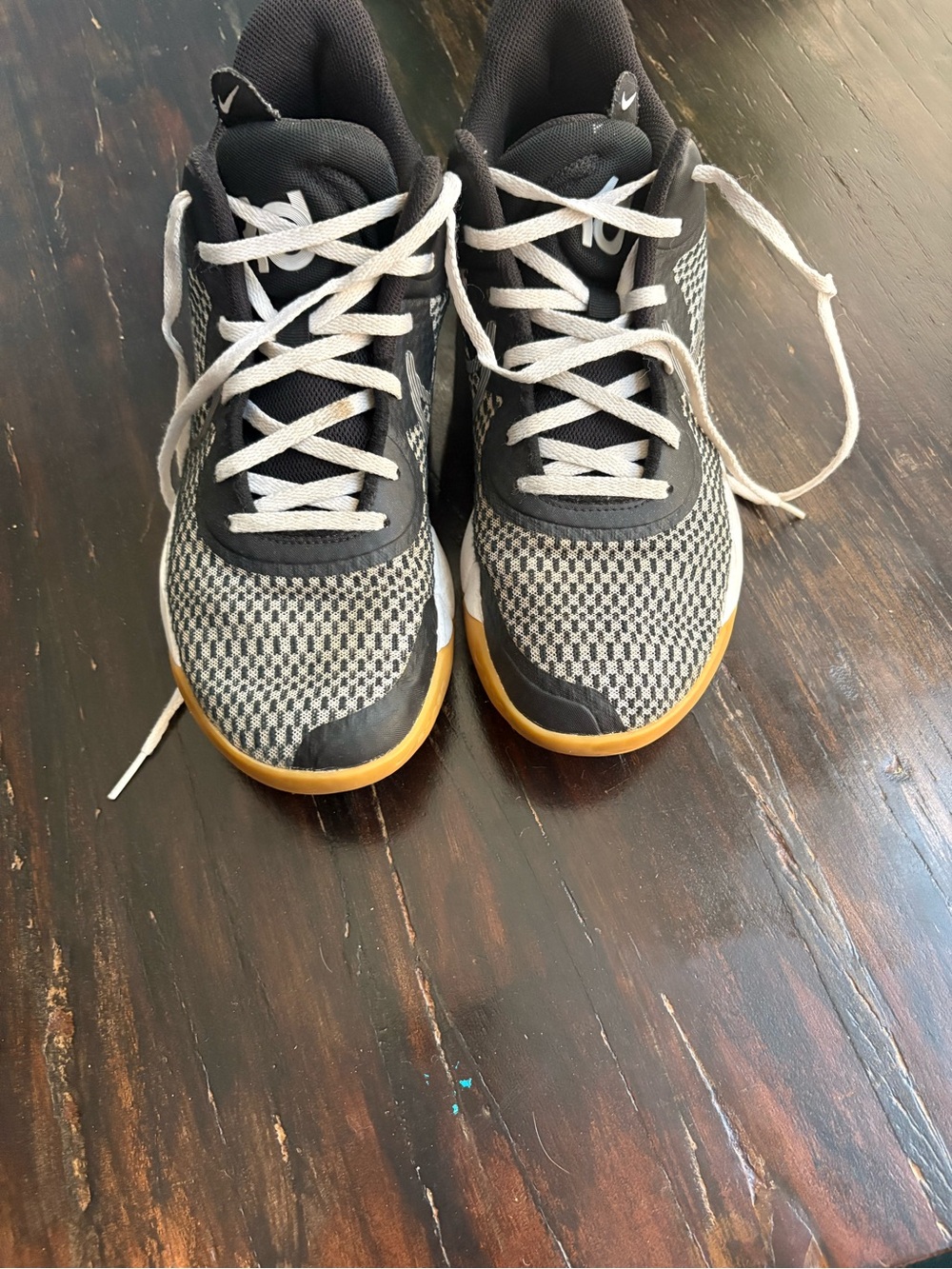 Nike Men’s AirZoom Shoes Size 9